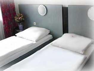Hotel Diplomat Frankfurt am Main Bagian luar foto