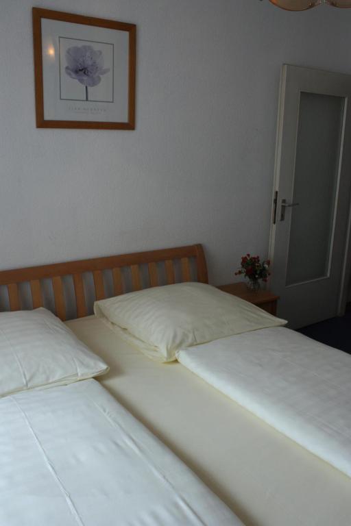 Hotel Diplomat Frankfurt am Main Ruang foto