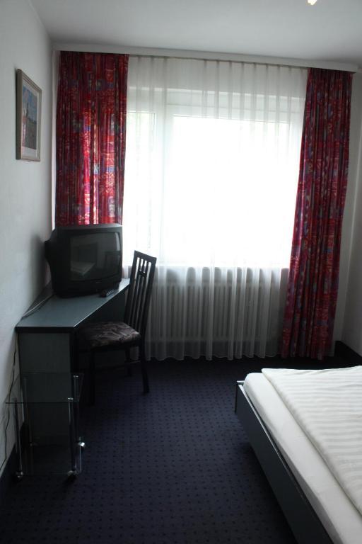 Hotel Diplomat Frankfurt am Main Ruang foto